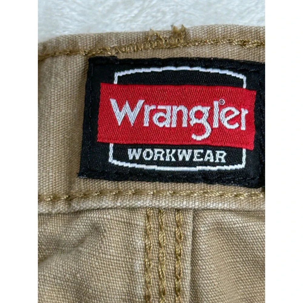 Wrangler Workwear Men's 38x30 Carpenter Cargo Pants Tan Canvas Workwear Utility